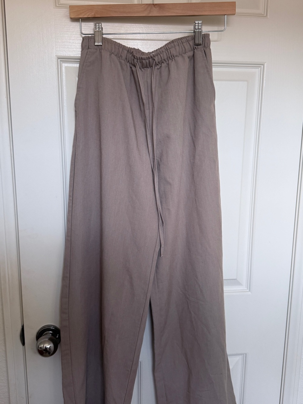 Stradivarius Taupe Drawstring Relaxed Pants